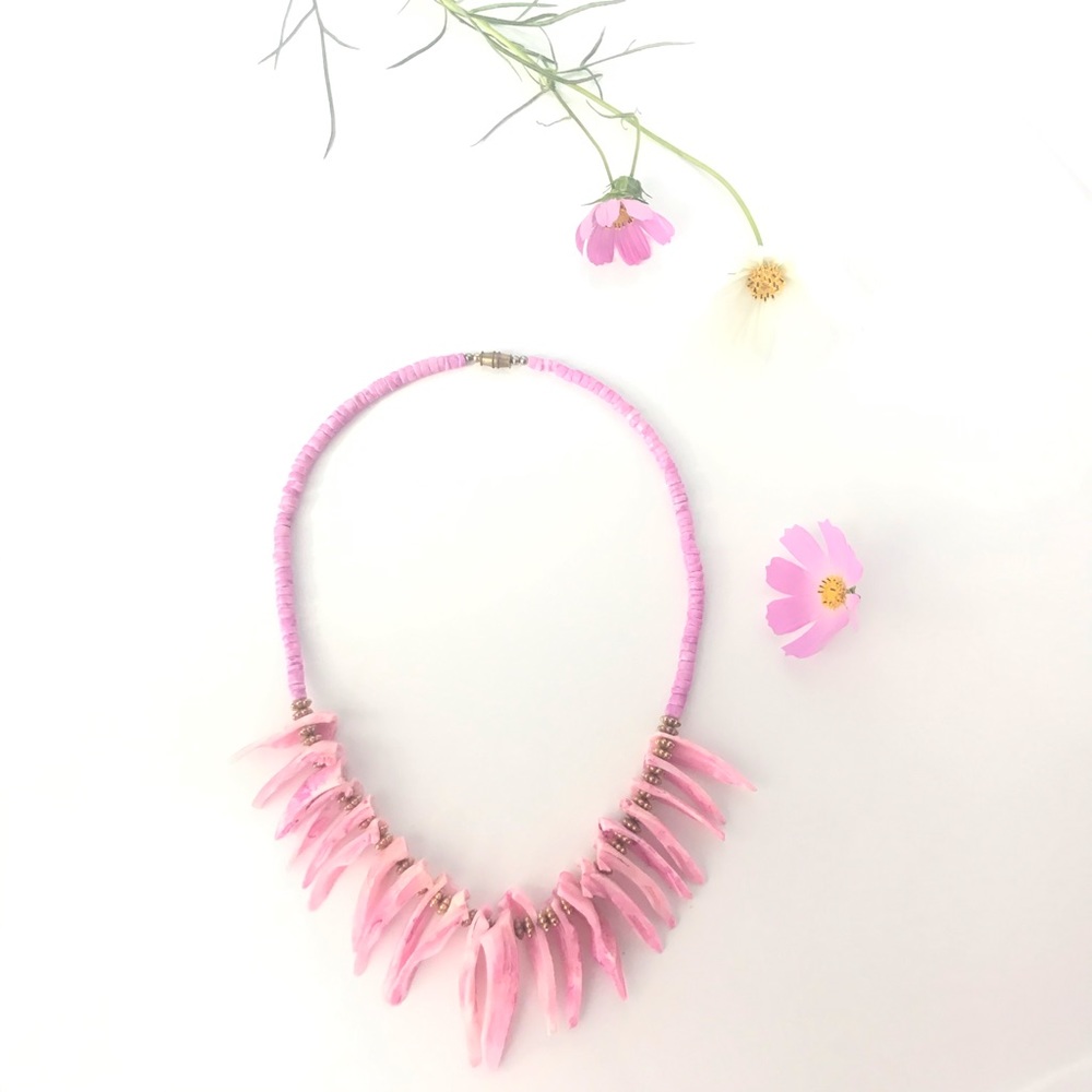 Shell Necklace Pink & Gold - Picture 4 of 6